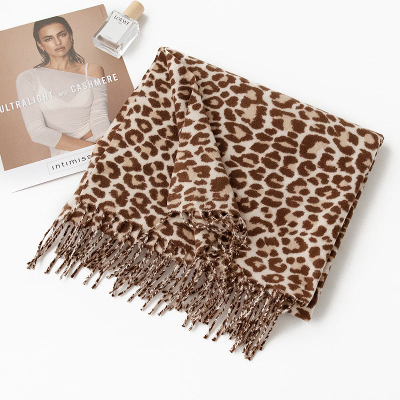 Women's Warm Scarf Cashmere-like Retro Europe And America Scarf Fashion